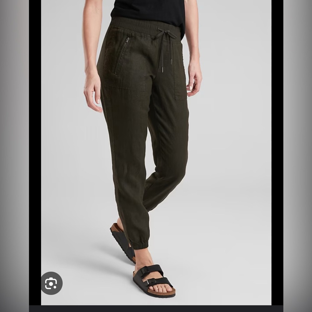 Athleta Cabo linen jogger in cypress nwot size 4
